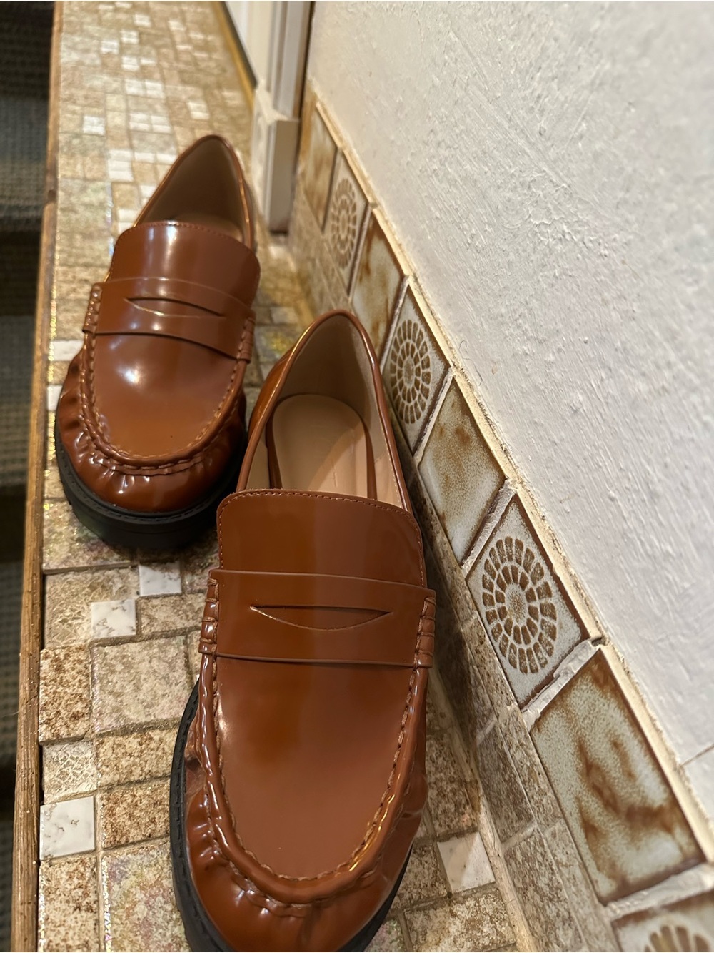 LOFT Women's Cognac Gloss Penny Loafers